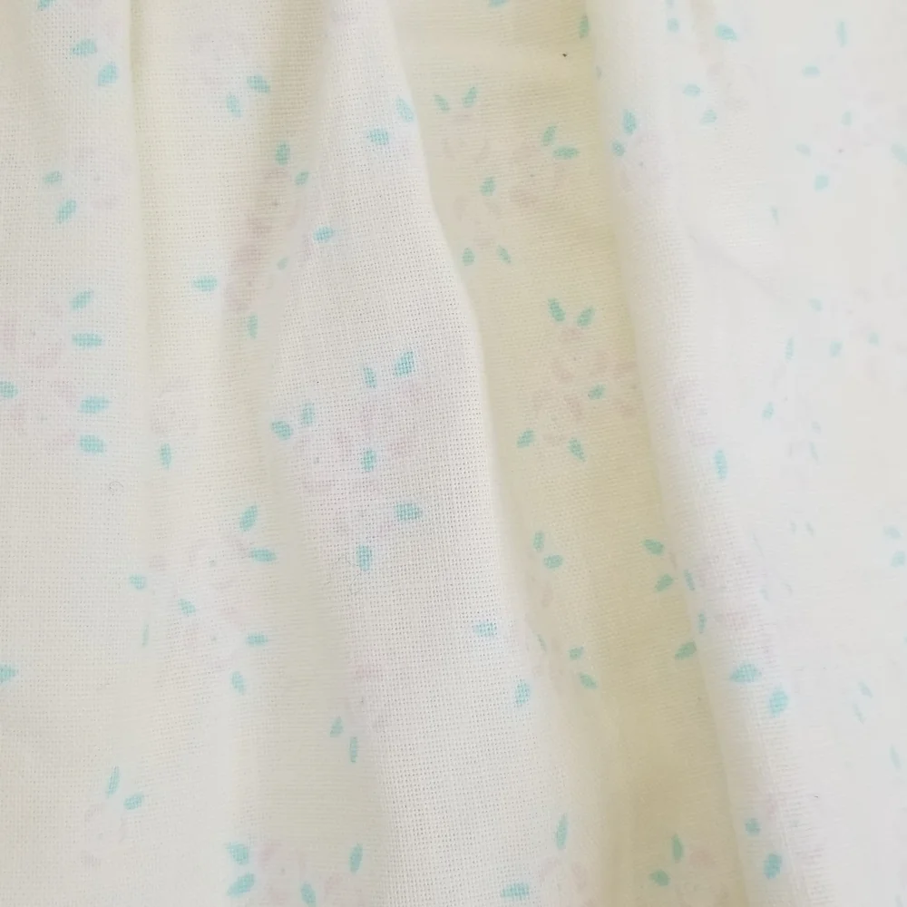 Ovintaje OshKosh B'gosh Light Yellow Dress with Ruffle Sleeves
